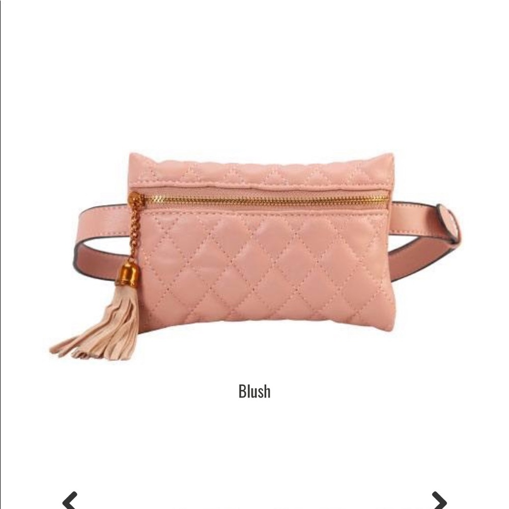 💕 2 colors💕Faux Leather Textured Fanny Pack💕 - Picture 1 of 5